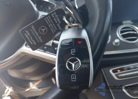 2019 Mercedes-Benz E 300 4Matic from USA, damaged, VIN WDDZF4KB0KA664653